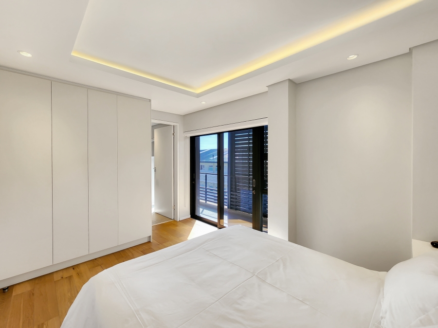 2 Bedroom Property for Sale in Sea Point Western Cape